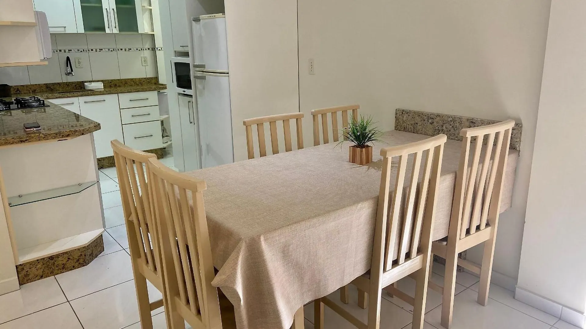Apartmán Ed. Solar De Bombinhas